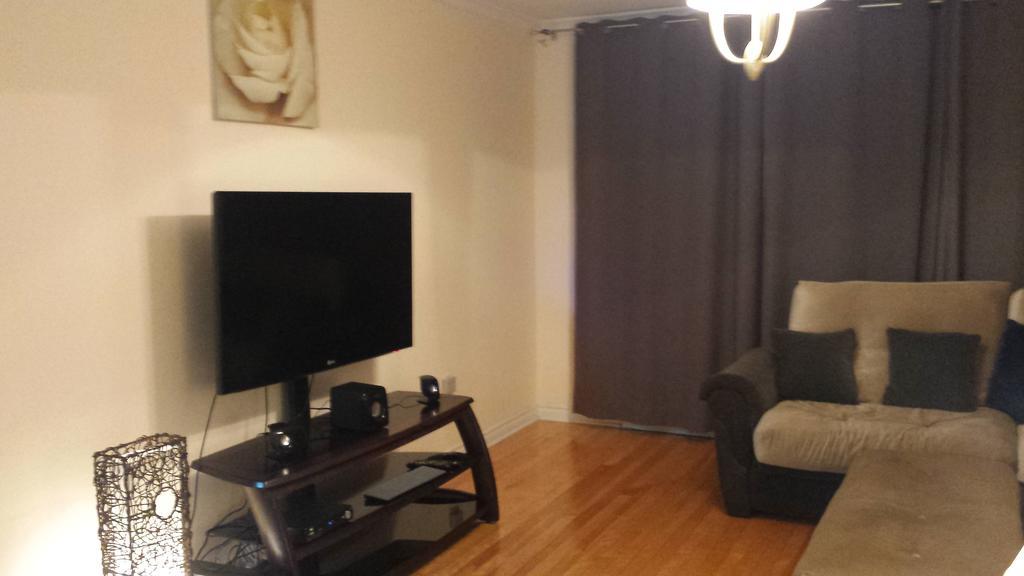 Three Bedroom Holiday Apartment ลองกัยล์ ภายนอก รูปภาพ